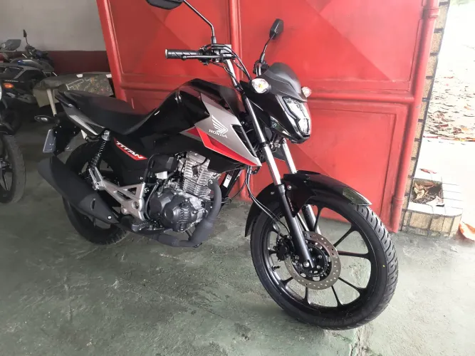 Leia o anúncio 2 Motos 
