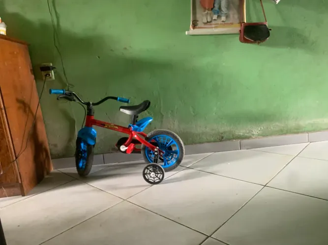 BIKE INFANTIL HOMEM ARANHA