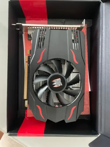 Placa de Vídeo AMD Radeon RX 550 4GB GDDR5