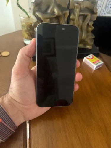 Iphone 15 Pro - R$ 3.700