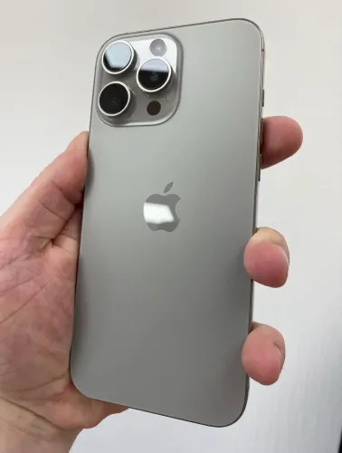 iPhone 16 Pro 128GB Natural / Zerado / Garantia 6 meses / Parcelo em 12x / Troco