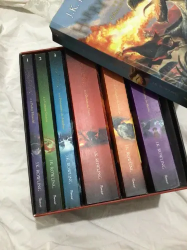 BOX HARRY POTTER (edição exclusiva)