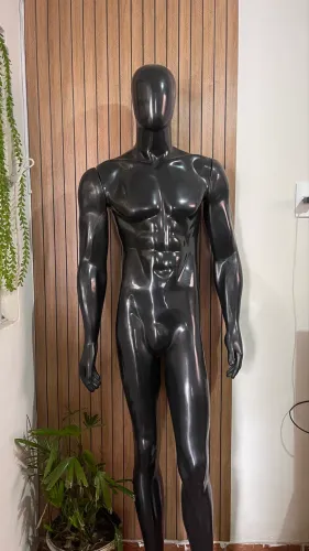 Manequim Masculino Preto - Excelente Estado