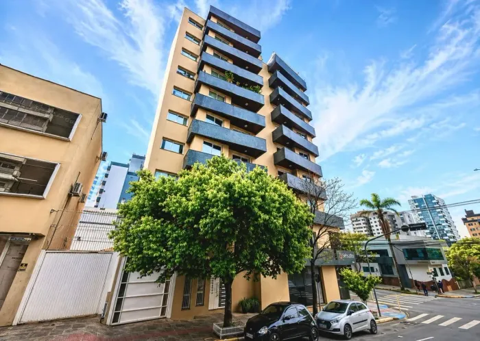 Cobertura Duplex Semimobiliada, no Exposição em Caxias do Sul