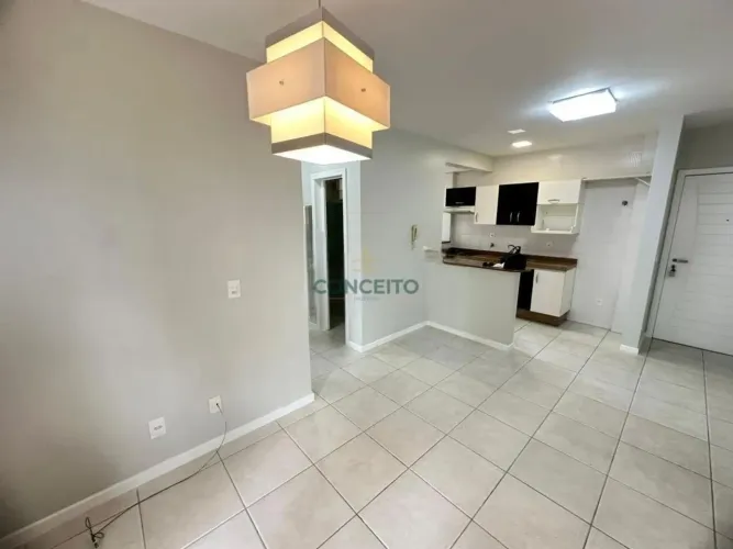 Apartamento com 2 Dormitórios (1 Suíte) para Locação no Estreito Vista para o Mar, Sol da