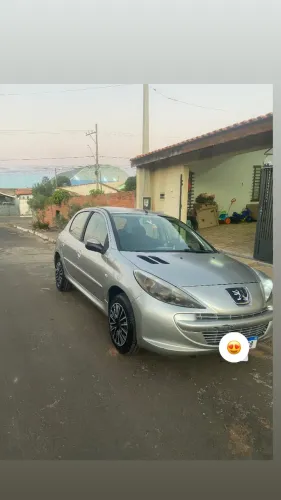 Peugeot 207 XR 1.4 Flex 8V 5P 2012