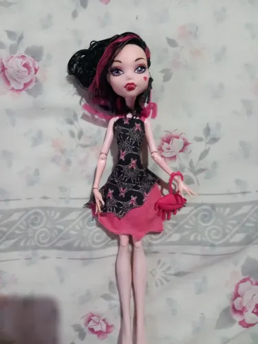 Boneca Monster High Draculaura.
