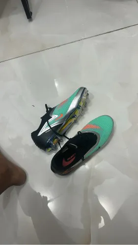 Chuteira Campo NIKE Phantom 6 Elite Low FG Next Generation Verde - Preto
