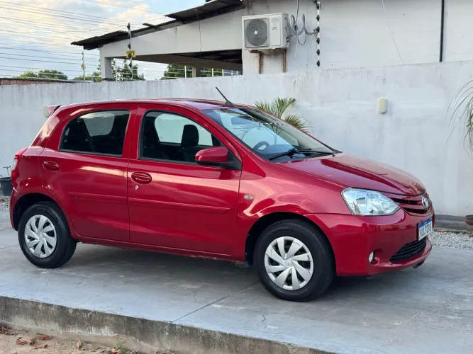 Toyota Etios XS 1.5 Flex 16V 5P Aut. 2017