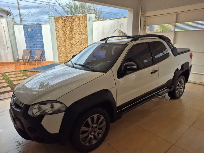 Fiat Strada Adv.1.8 16V Dualogic Flex CD 2015