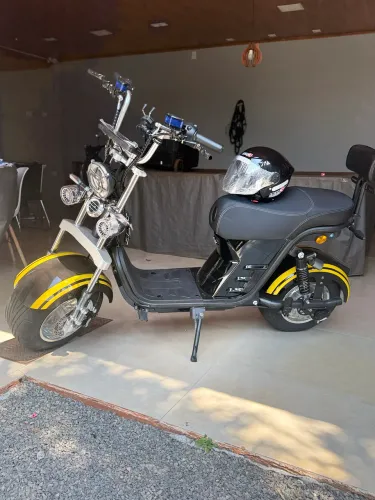 Scooter elétrica