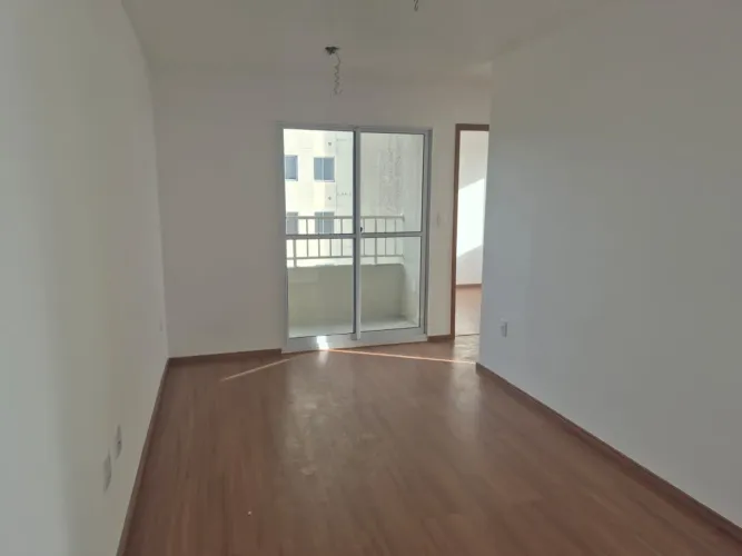 ALUGA-SE APARTAMENTO NO TURU