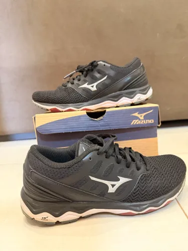 Tenis Mizuno Wave Eagle, 36