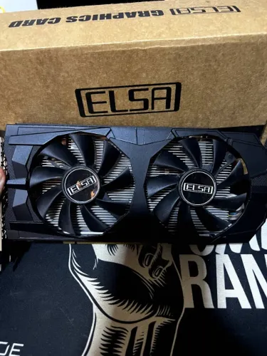 Placa de Vídeo RX 560XT - ELSA (DEFEITO)