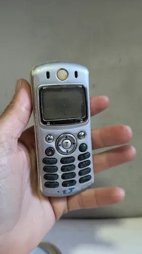 Celulare Antigo motorola c 330 ano 2002 raro decoração/colecionador (Usado não funciona) <br>