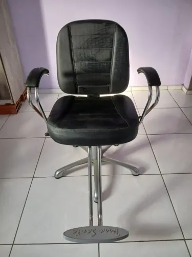 Cadeira profissional para salão de beleza ou barbearia