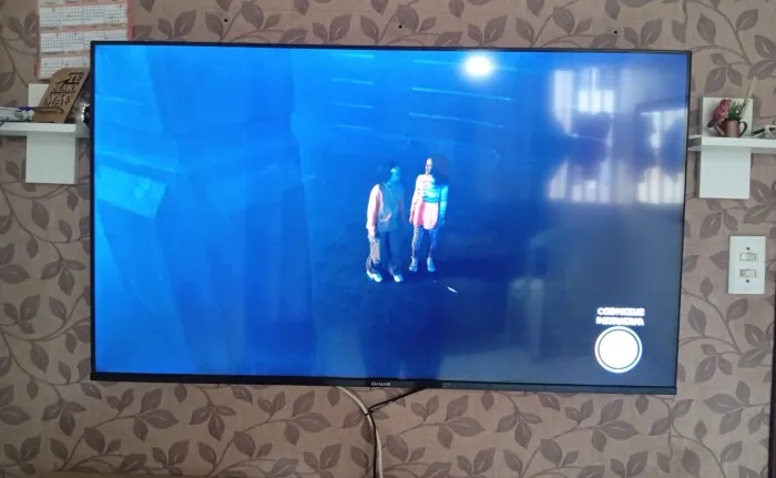 TV Aiwa 50 polegadas pouco tempo de uso
