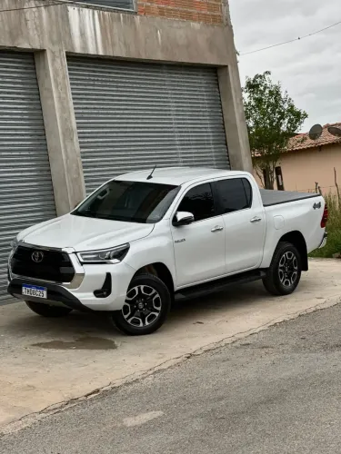 Toyota Hilux CD SRX 4X4 2.8 TDI 16V Diesel Aut. 2025