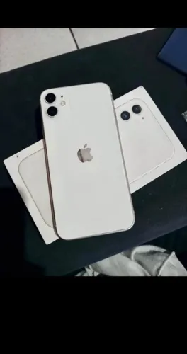 iPhone 11 - 64 GIGAS
