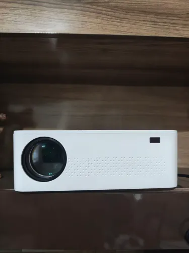 Goldentec GT 5500, ele é um projetor multimídia Full HD/aceito ofertas e trocas justa