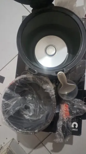 Panela de arroz elétrica