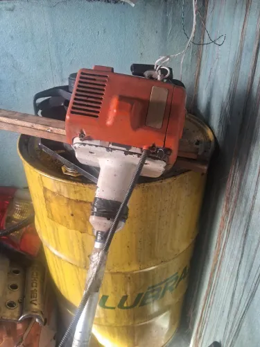 Roçadeira sthil 220