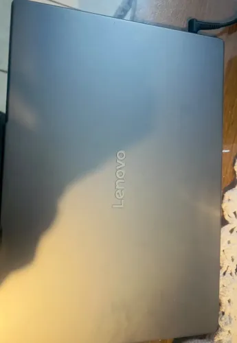 Notebook Lenovo ? Intel Core i3 ? 8GB RAM ? SSD 256GB