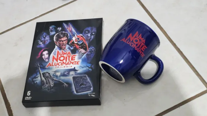DVD Uma Noite Alucinante. Trilogia com 6 discos + Caneca
