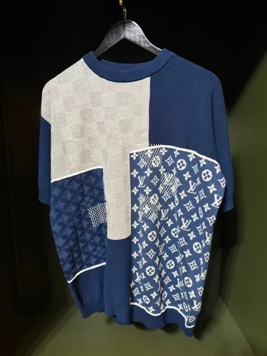 CAMISETA LOUIS VUITTON - AZUL/CINZA - TAM- S/L/XL