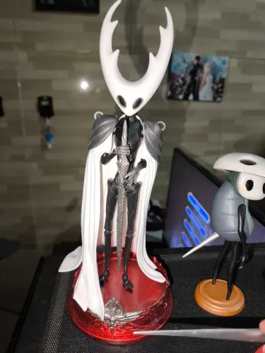 Boneco Action Figure