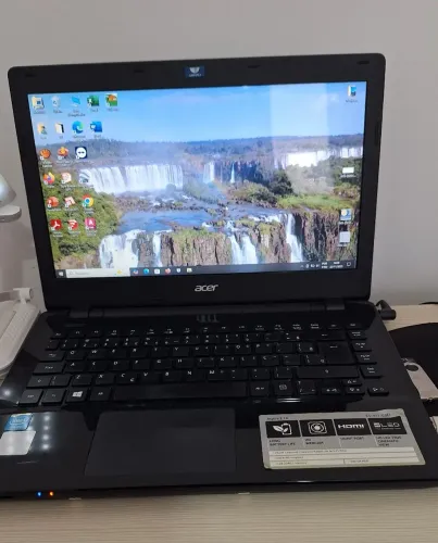 Vende-se Notebook Acer