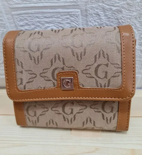 BOLSA-CARTEIRA TRANSVERSAL EM COURO E TECIDO SEMI NOVA