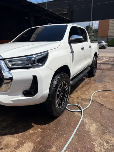 Toyota Hilux CD SRV 4X4 2.8 TDI Diesel Aut. 2025