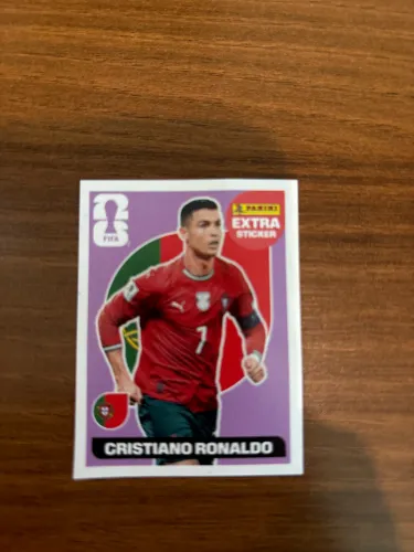 Cristiano Ronaldo Figurinha Extra Sticker lilás copa 2026
