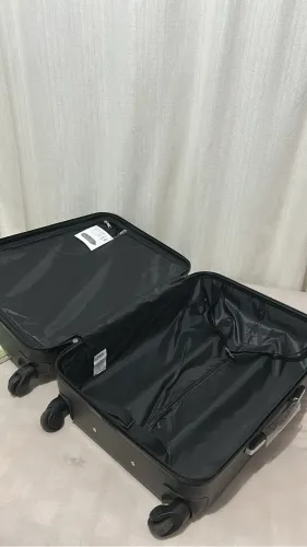 Vende - se mala de viagem (NOVA)