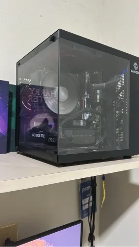 Pc gamer R5 5600x RTX 5060ti 16gb