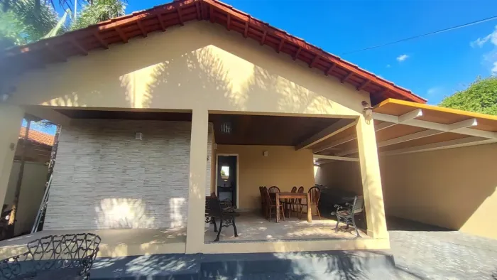 CASA À VENDA NO SETOR SANTA GENOVEVA  GOIÂNIA!