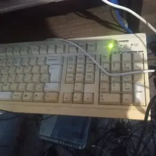 Teclado PS 2, Ótimo Pra Projetos Retrô
