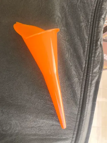 Funil de Plástico Rígido para Combustível ou Óleo 