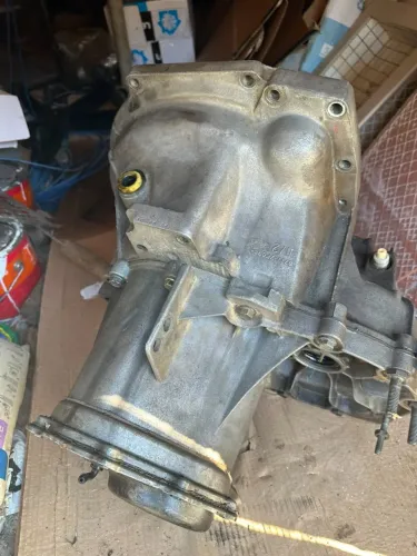 caixa de cambio para Escort equipado com motor CHT 1.6. 