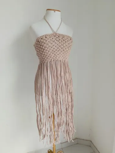 Roupas em macramé 