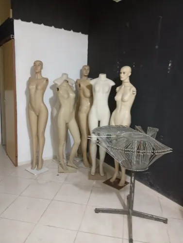 Manequim feminino com/sem kbça