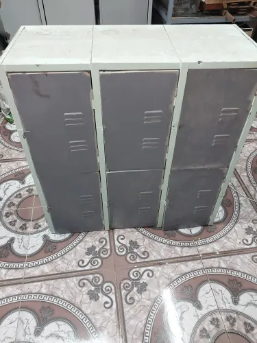 Vendo Armário de ferro