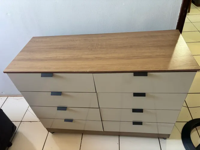Cômoda com 6 gavetas