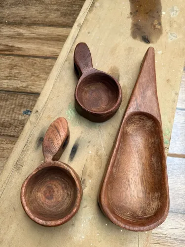 Colher dosador e pazica de madeira rústica