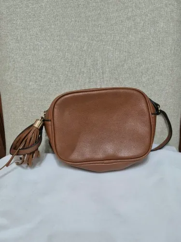 Bolsa Transversal Camera Bag Caramelo, Couro com Franja no Zíper - Usada, Ótimo Estado