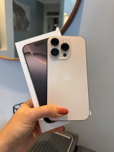 Iphone 16 PRO 256GB COMPLETO TODO ORIGINAL 