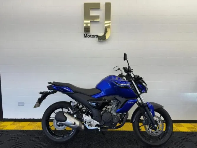 YAMAHA FZ15 FAZER ABS 2024