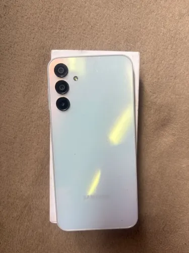 Celular Samsung A15 128 GB 4GB , vidro danificado ,3 dias de comprado