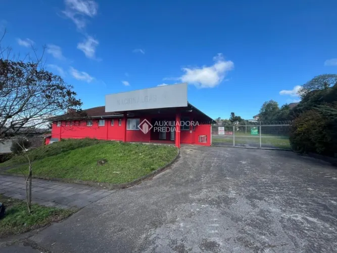 Comercial no bairro Eugãªnio Ferreira